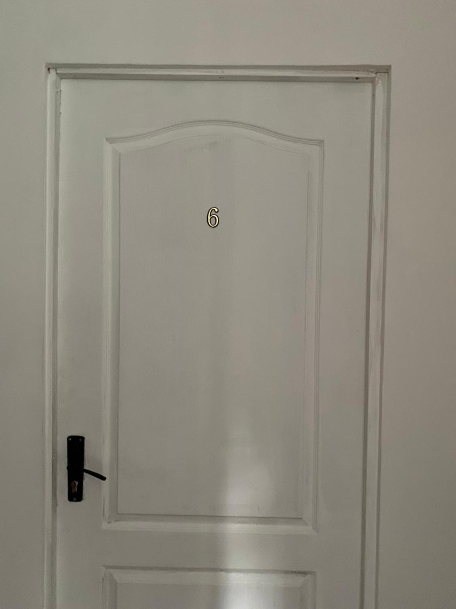 Steve Rooms Yaş Dış mekan fotoğraf
