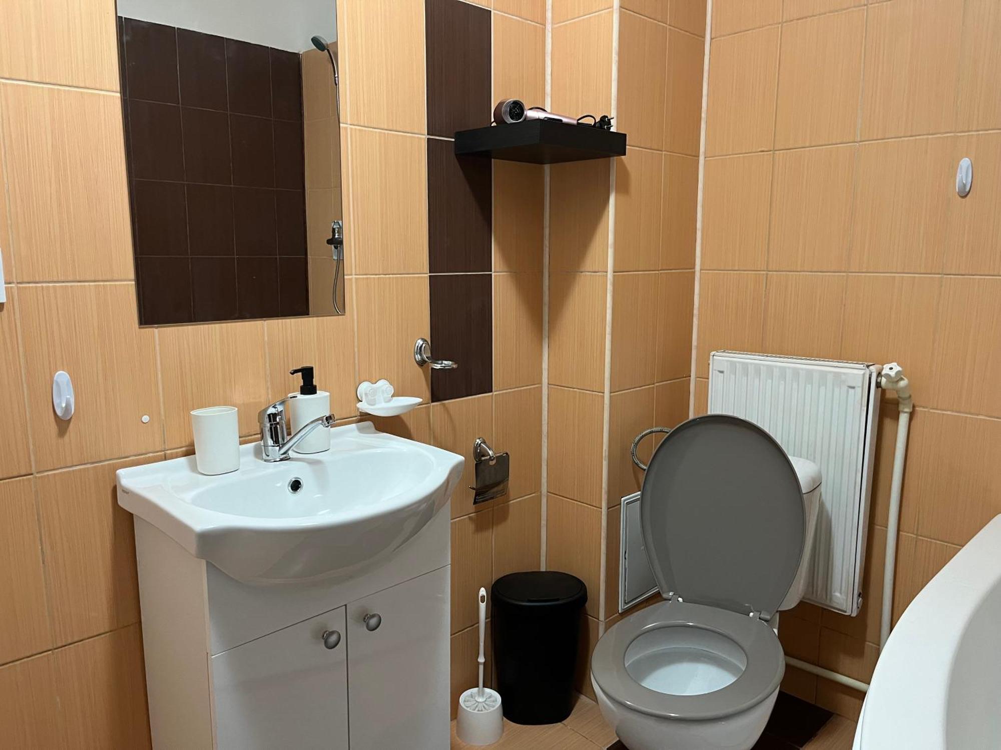 Steve Rooms Yaş Dış mekan fotoğraf